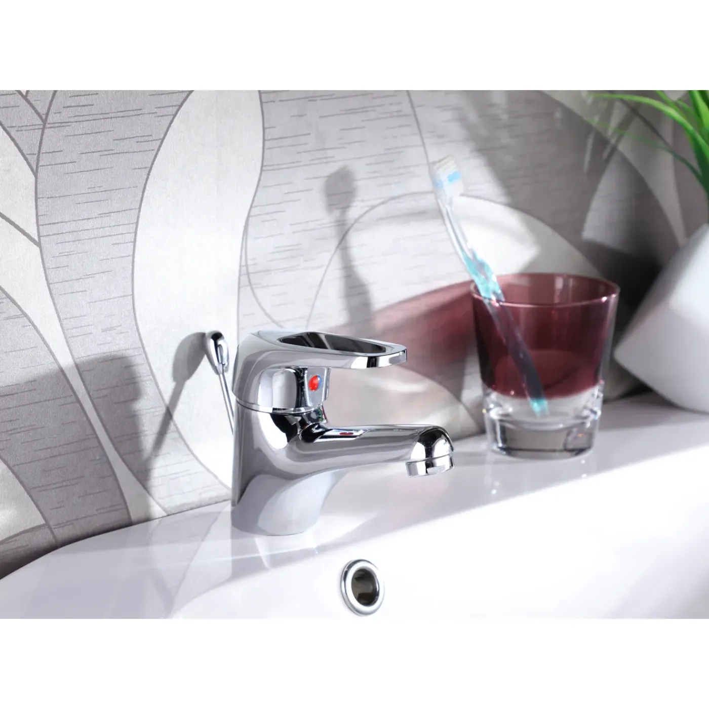 AquaVive – Praxis Eigen Merk AquaVive Wastafelmengkraan Grande - Lage uitloop - Keramisch - Chroom - 7,5cm