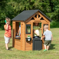 Backyard Discovery Sweetwater Speelhuis 117x107x140 Cm Hout Bruin