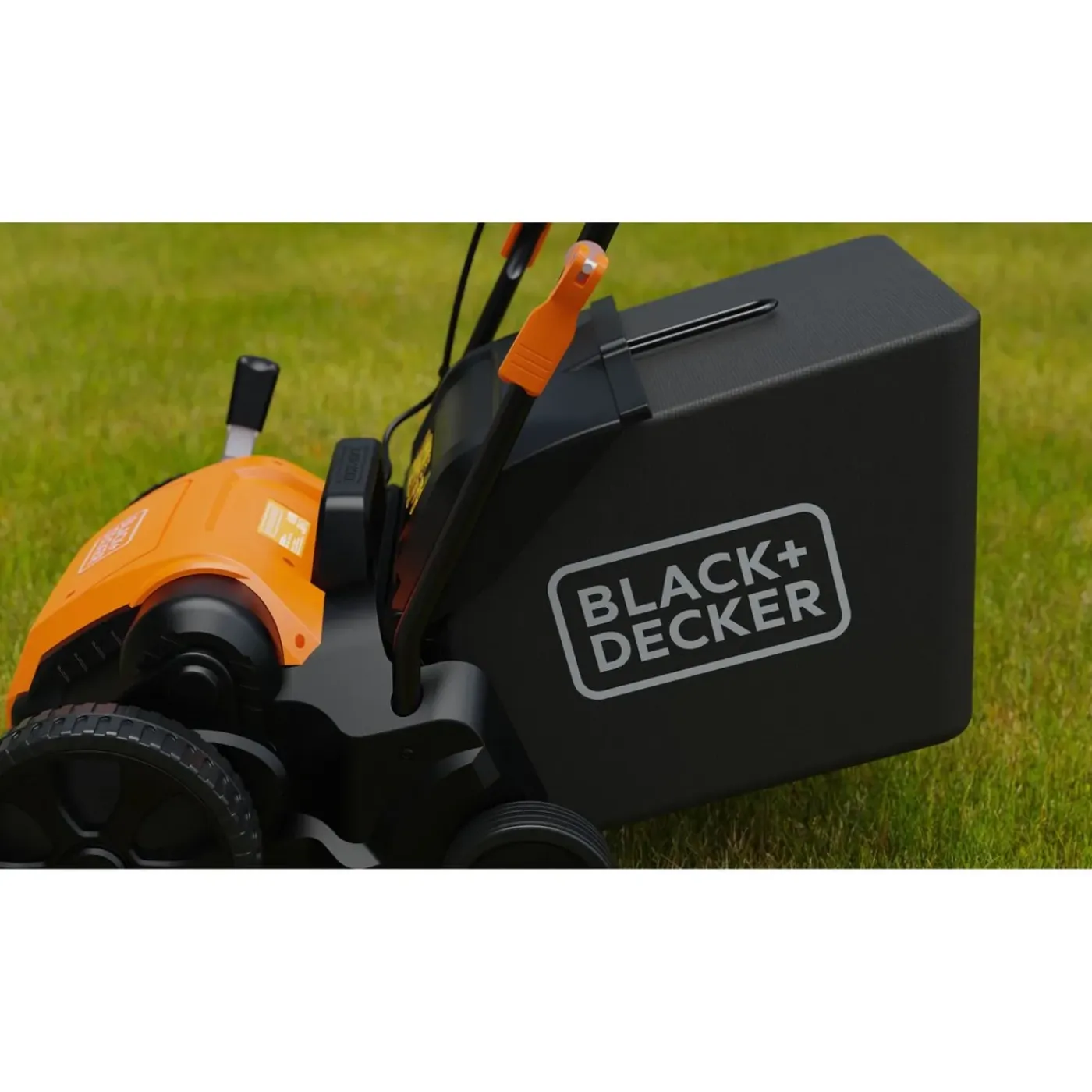 Black+Decker Verticuteerder 1200W - Werkbreedte 30cm - Oppervlak 300m² - Opvangzak 35L