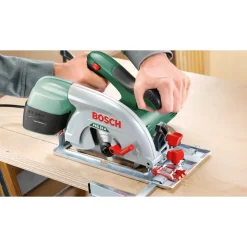 Bosch Cirkelzaag PKS 55 A - 1200W - diam. 160mm - Zaagdiepte 55mm