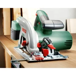 Bosch Cirkelzaag PKS 55 A - 1200W - diam. 160mm - Zaagdiepte 55mm