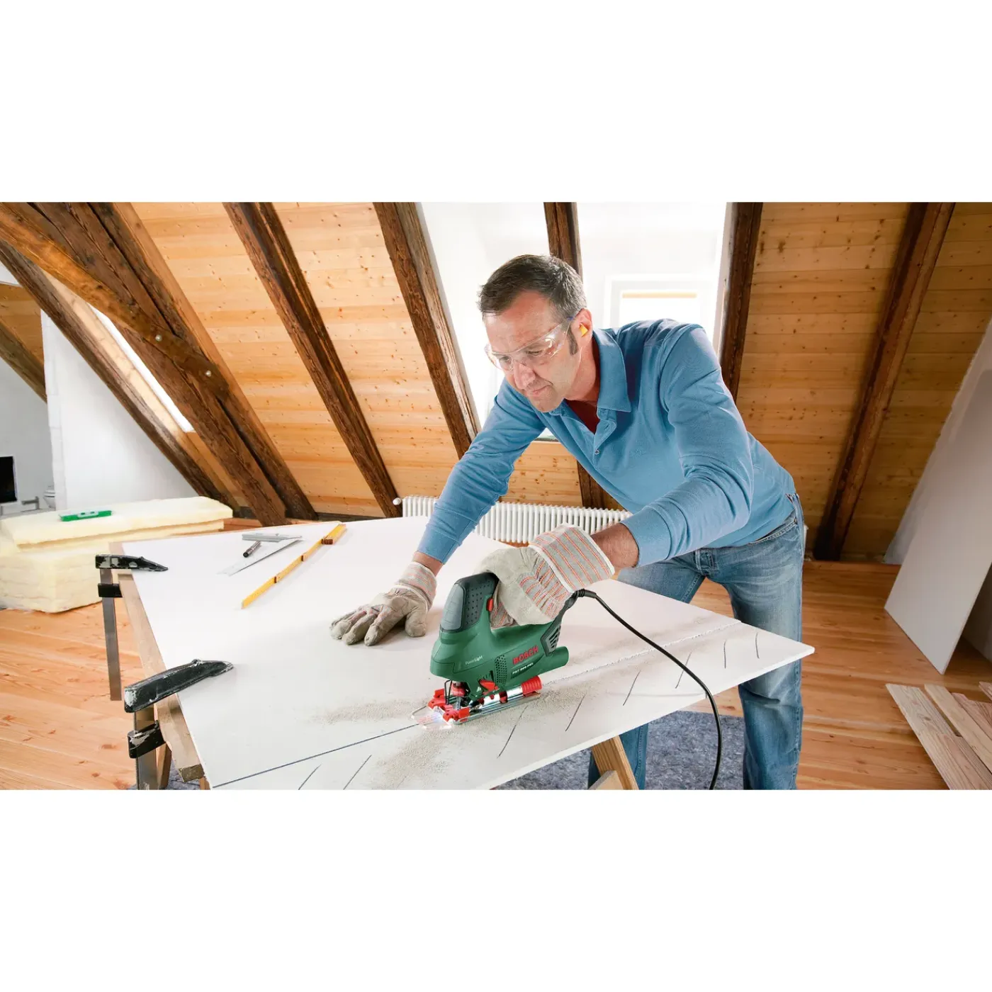 Bosch Decoupeerzaag PST 900 PEL - 620W Gesnoerd - Koolborstelloze motor - Pendelfunctie