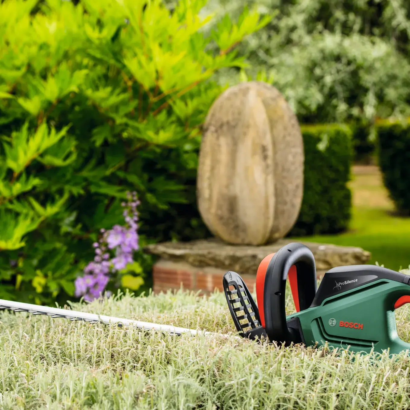 Bosch Elektrische Heggenschaar UniversalHedgeCut 50 - 480W - 50cm