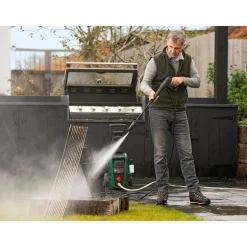 Bosch Hogedrukreiniger UniversalAquatak 130 - 3-in-1 mondstuk - 6 m slang - waterfilter