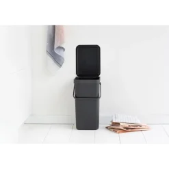 Brabantia Afvalbak Sort & Go - Kunststof - Donkergrijs - 22x26.9x40.1cm - 16L
