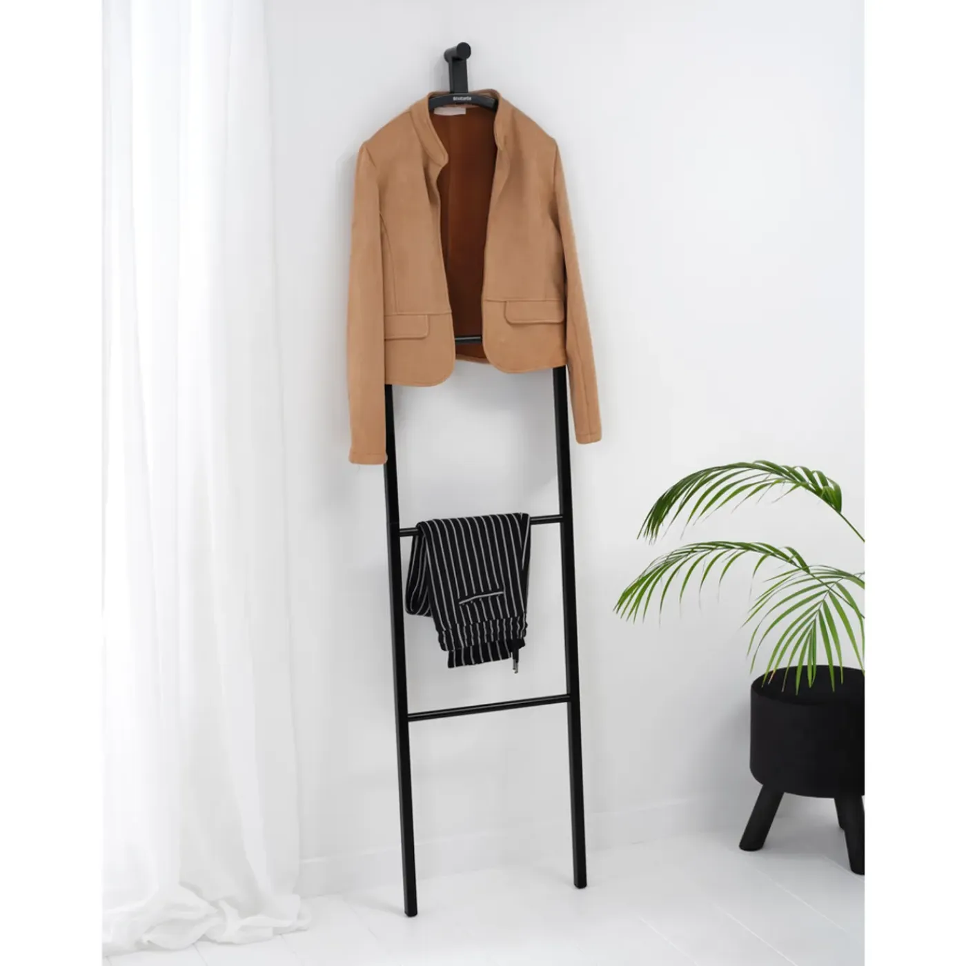 Brabantia - Dressboy - Linn - Black