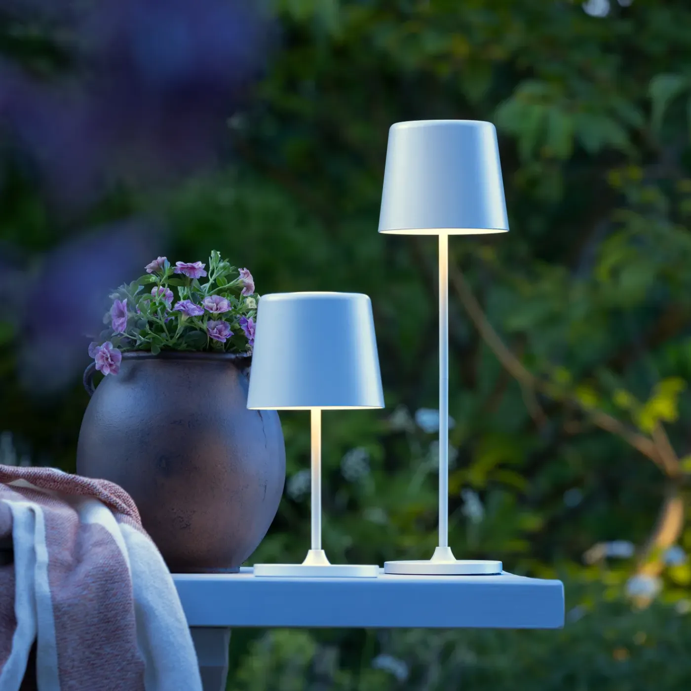 Brilliant Tafellamp Kaami - Wit - Diameter 10cm - 2W - USB