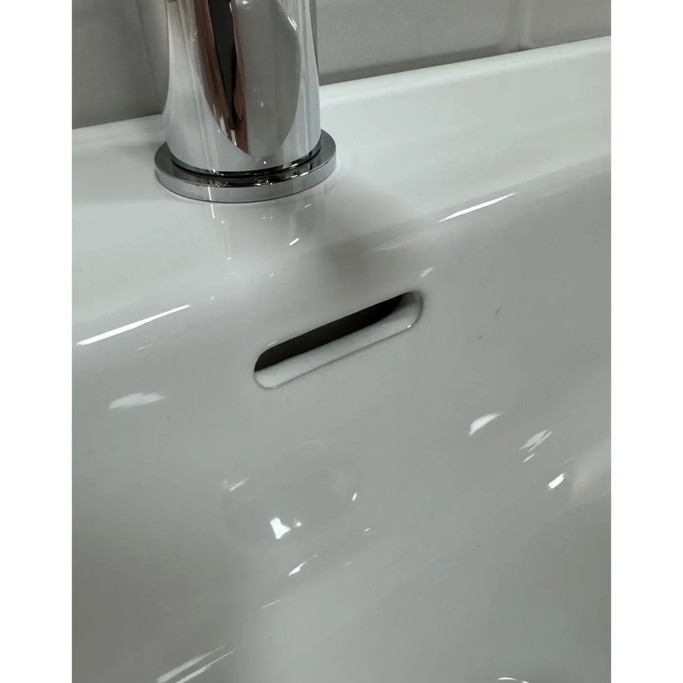 By Goof - Badkamermeubel Tieme – Mat Eiken – 60cm – Met Wastafel En Afvoerplug