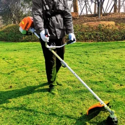CHESTER - Benzine bosmaaier 52 cm³ - 3 messen + 1 dubbele draadkop
