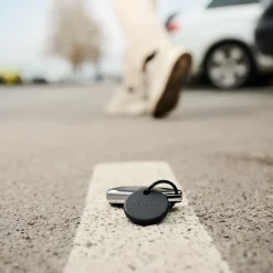 Chipolo - Bluetooth Tracker - Pop - Zwart - 4-pack - Apple Find My & Google Find My Device - 120 Db
