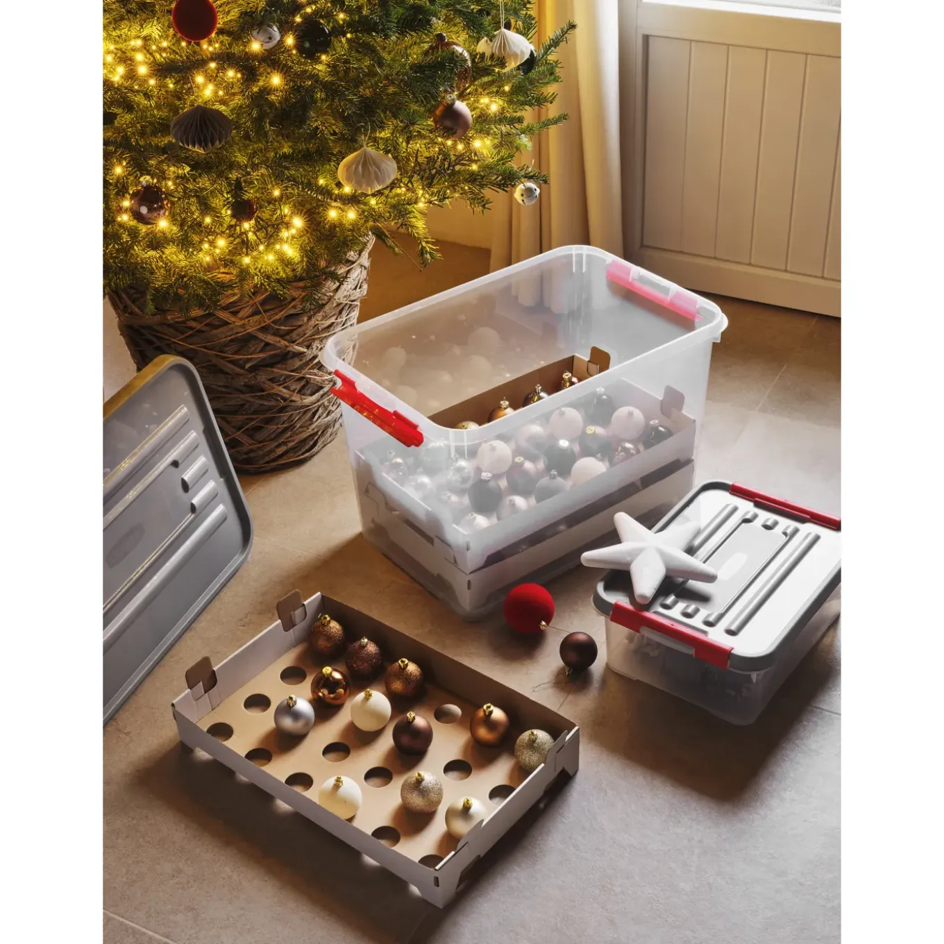 Curver Handy- Kerstbox Met Tussenkarton - Transparant/Grijs/Rood - 65l