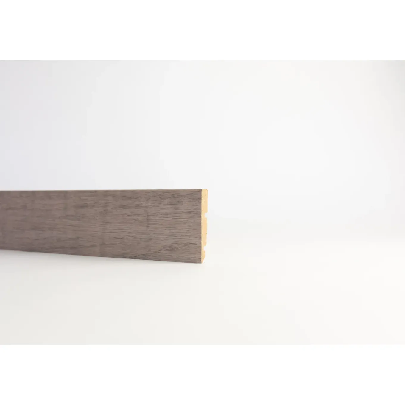 Decomode Plint Praag - 240cm - 12x60mm