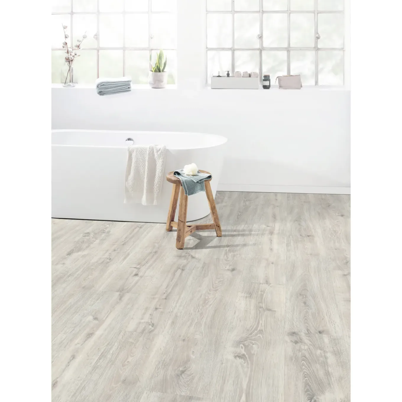 Egger Eco Vloer Aquadura+ Edf174 Waltham Eiken Wit 7,5mm, 2,543m²