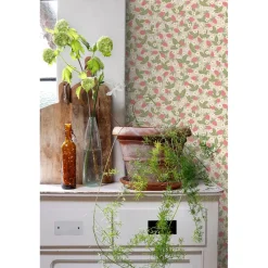 ESTAhome Behang Aardbeien Lichtgroen En Roze - 50 X 900 Cm - 132170