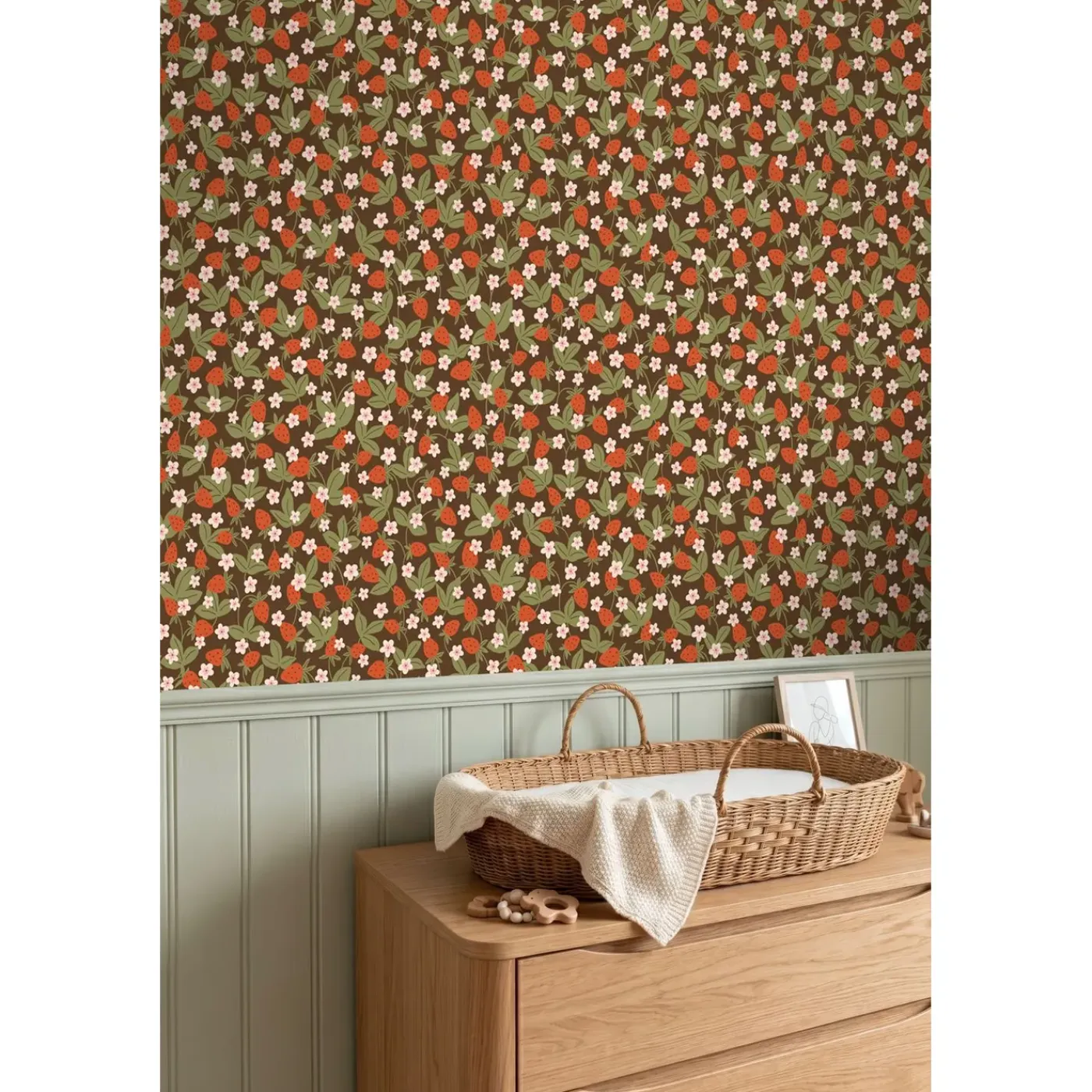 ESTAhome Behang Aardbeien Vergrijsd Olijfgroen En Rood - 50 X 900 Cm - 132169