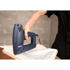 Ferm - Elektrische Tacker – Incl. 400 Nietjes & 100 Spijkers