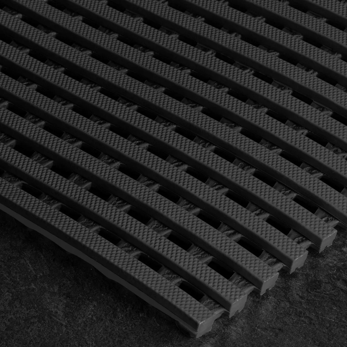 Floordirekt - Antislip Zwembadvloermat Adria, 12 Mm Dik, Zwart, 120 X 50 Cm