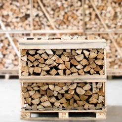 Huismerk Haagbeuk - Halve Pallet Ovengedroogd Gekloofd Haagbeuk Haardhout 25cm