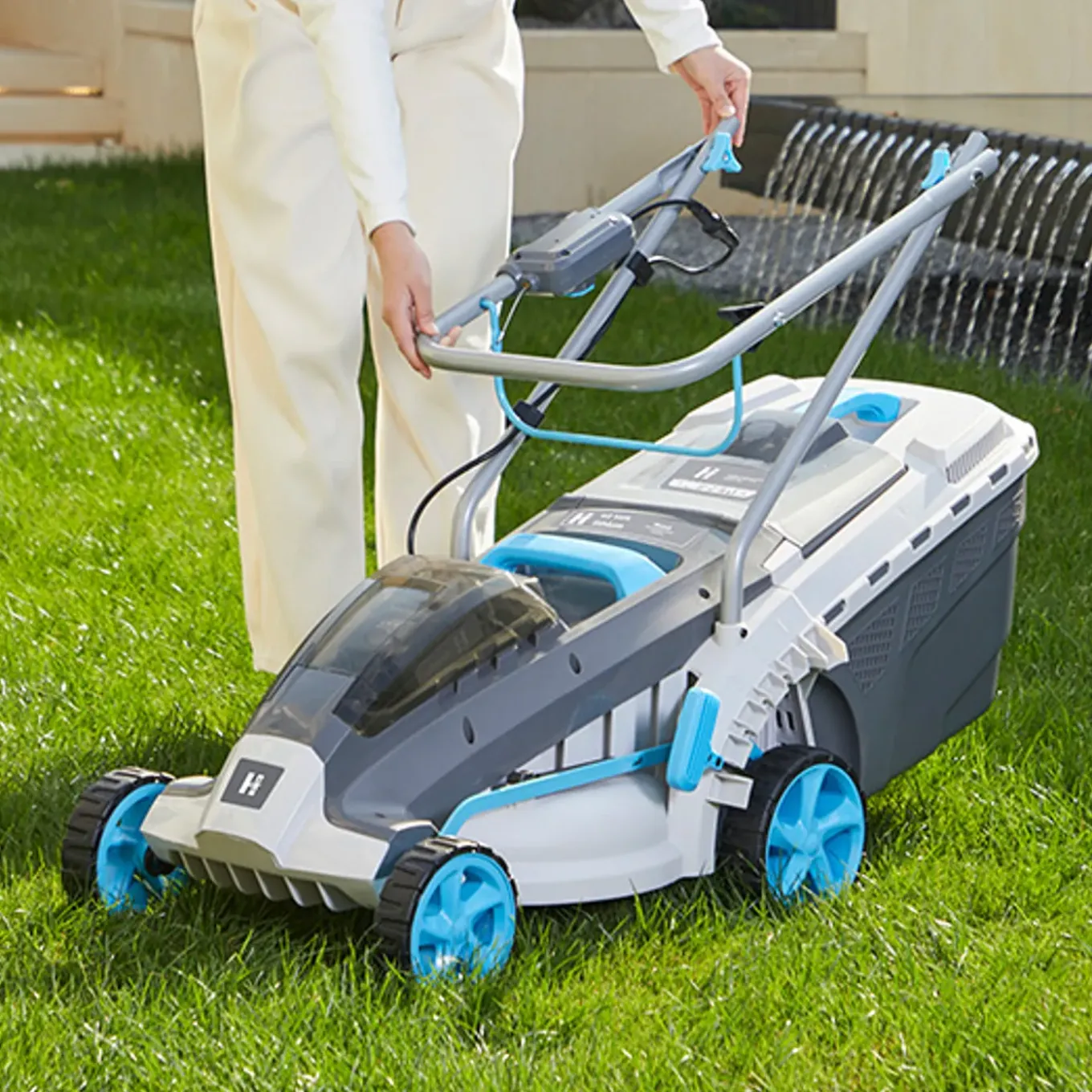 H-ster Accu Grasmaaier Ruud 40v - Snijbreedte 370mm - Met 40v 4ah Accu En Snellader
