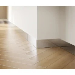 Ilcom Ceramica Ilcom Decoratieve Plint FC Van Roestvrij Staal 2700 mm x 80 mm - Zilveren Spiegel
