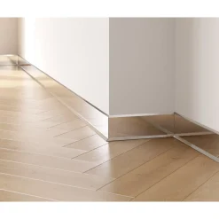 Ilcom decoratieve plint voor muren F Gepolijst zilver - 100mm x 2700mm van roestvrij staal