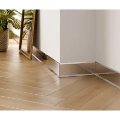 Ilcom decoratieve plint voor muren F Gepolijst zilver - 100mm x 2700mm van roestvrij staal