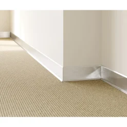 Ilcom decoratieve plint voor muren F Satijn zilver - 100mm x 2700mm van roestvrij staal