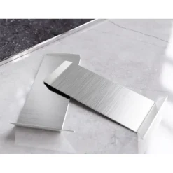Ilcom Ceramica Ilcom externe hoek voor plint FL Gepolijst zilver- 30mm x 80mm van roestvrij staal