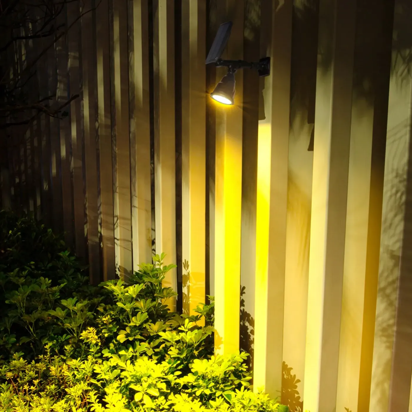 Iplux® Iplux Solar Led Tuinspot Pro Performance 600 Lumen - Hoge Kwaliteit Prikspot - Brandduur 15 Uur