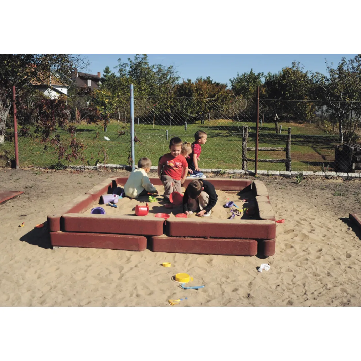 IVOL Rubber Zandbak Rand - 100x15x15 Cm - Rood - Opsluitband