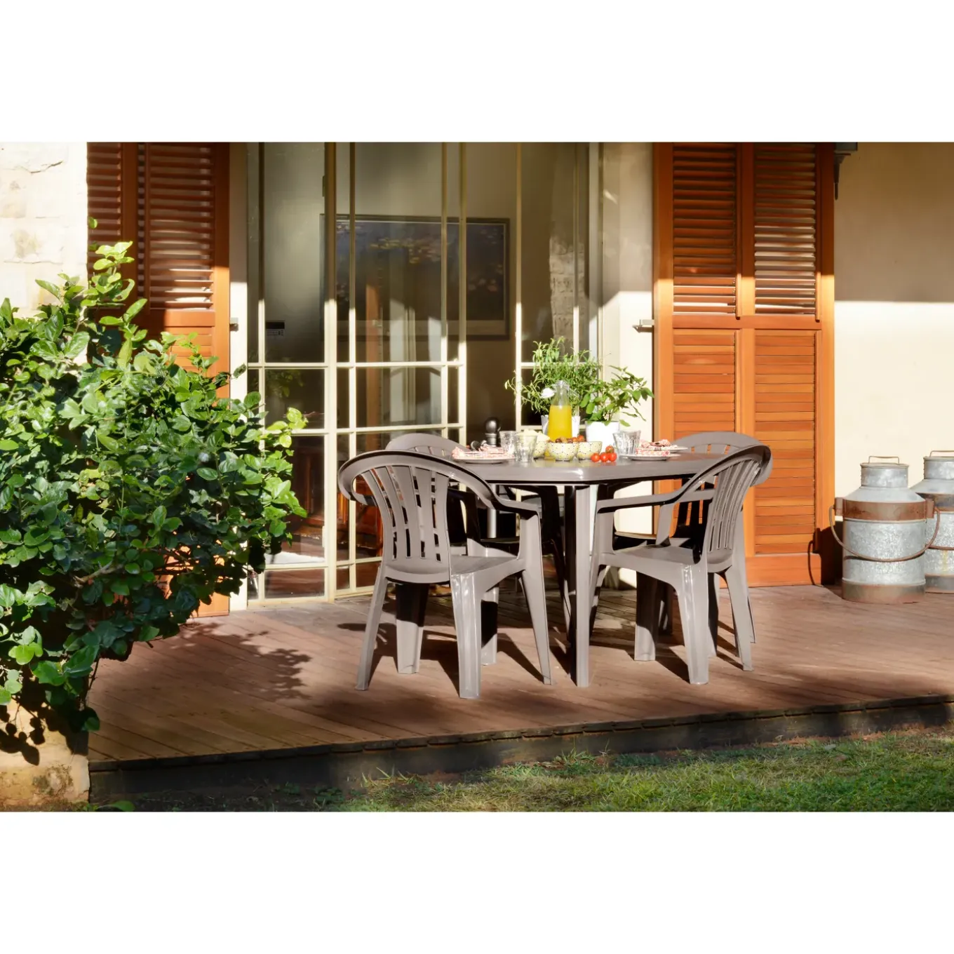 Jardin tuintafel Elise kunststof cappuccino 137x90cm