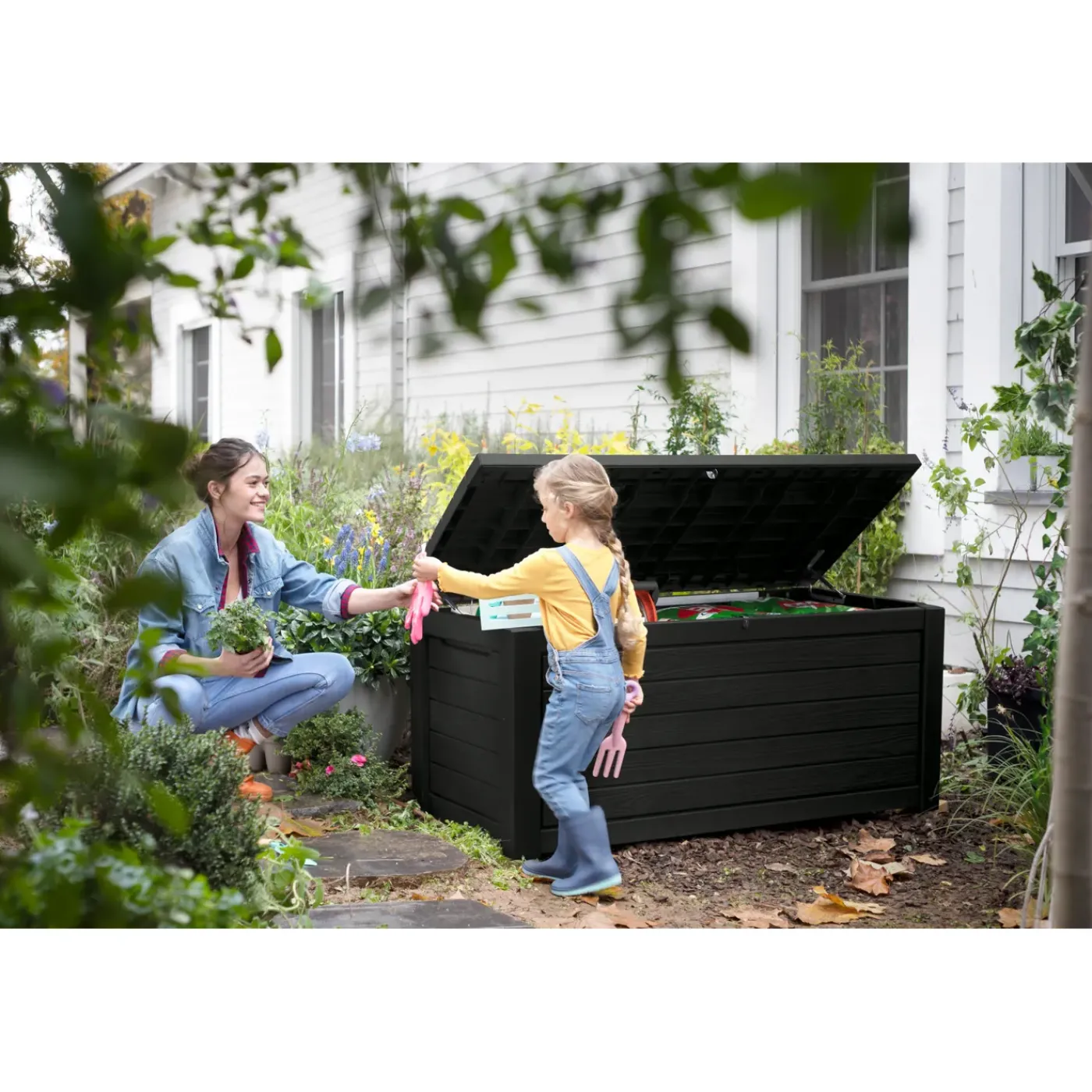 Keter Kussenbox Northwood - Houtlook - Antraciet - 630L - 155,4x73x69,3cm