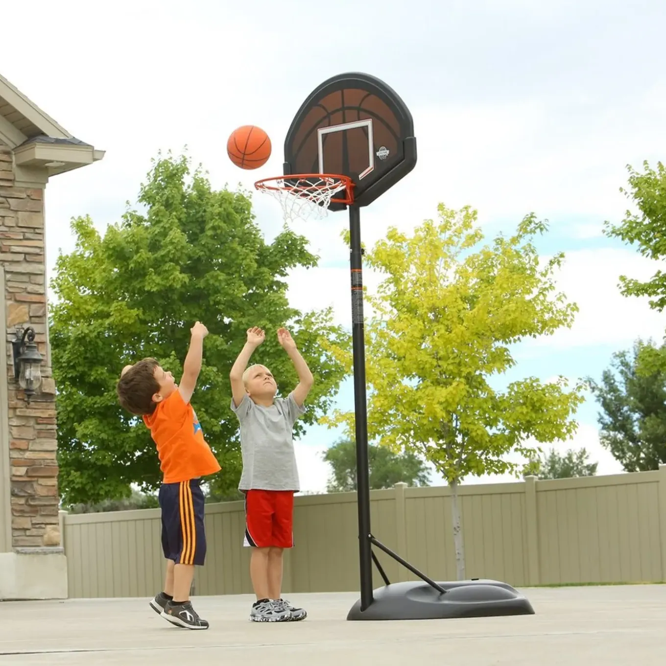 Lifetime Alabama Verstelbare Basketbalkorf - Vulbaar Met Zand Of Water - Lh90823