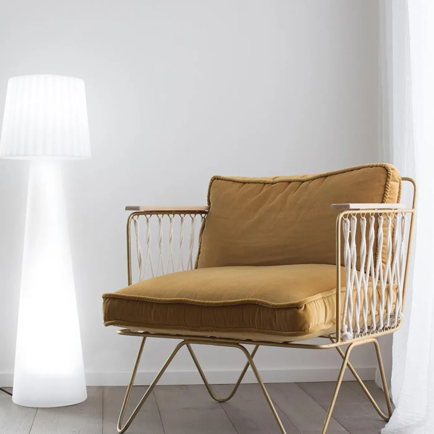 Lumisky Netstroomlamp Wit H150cm Lady