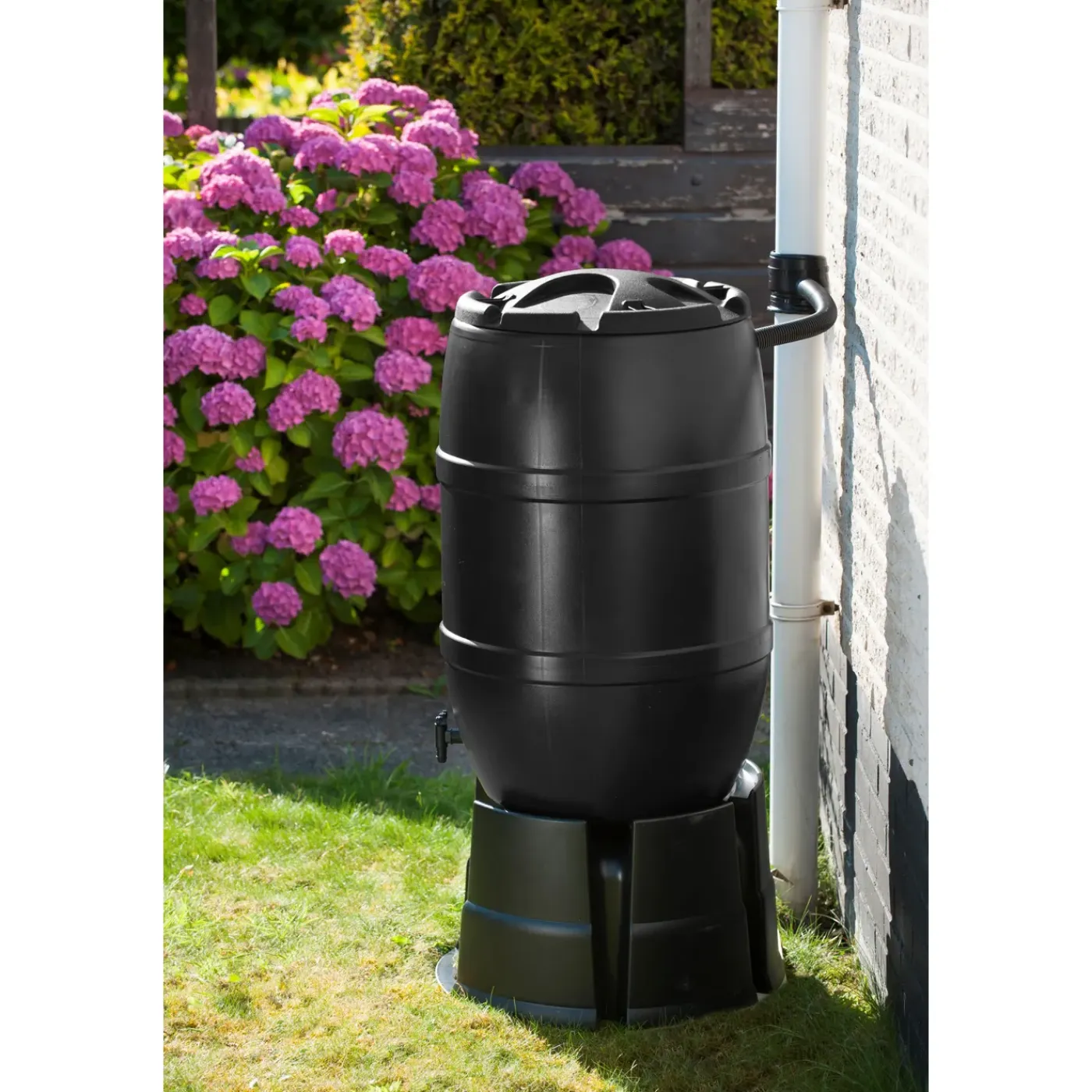 Nature Regenton - Rond - 120L - Zwart HDPE Inclusief Kraan - 51x51x81cm