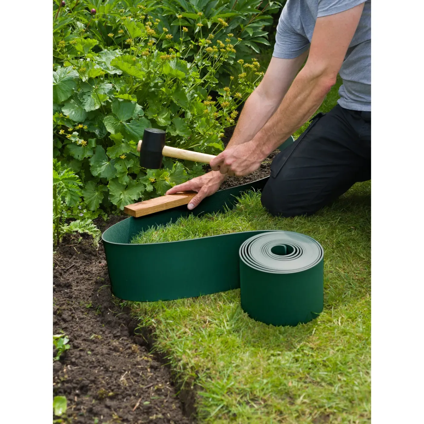 Nature tuinborder PE groen 3mm - 10x0,15m