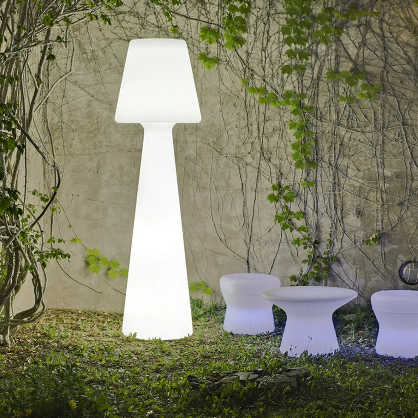 Newgarden vloerlamp Lola wit 200cm