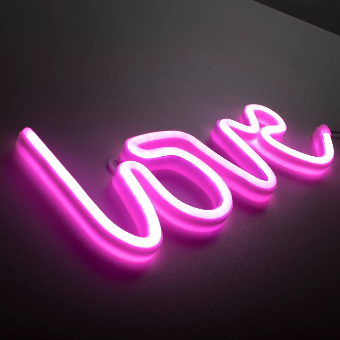 Paul Neuhaus Neon Lamp Neon Love - Roze - 6,5W - 34,3x12,5cm