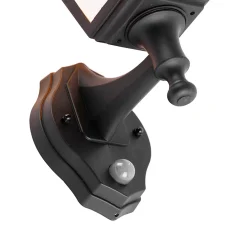 QAZQA Klassieke Buitenwandlamp Zwart Met Bewegingsmelder - Capital