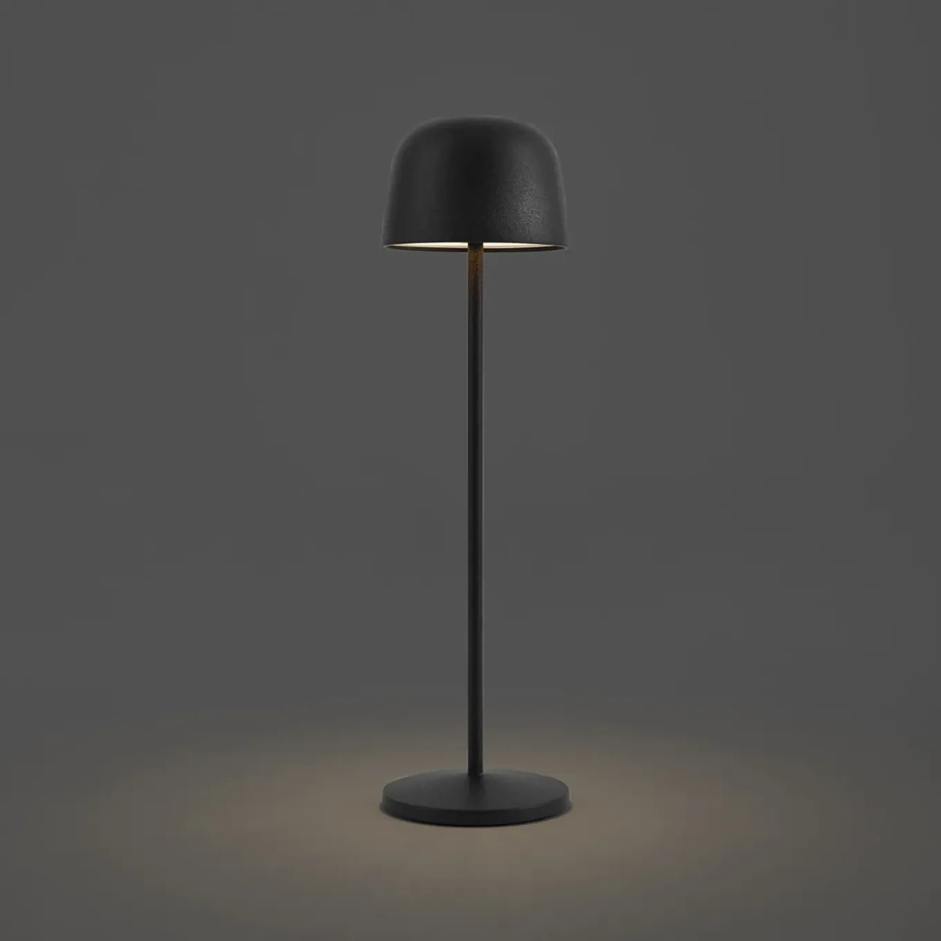 Qazqa Tafellamp Zwart Incl. Led Oplaadbaar Met Laadstation Ip65 - Raika