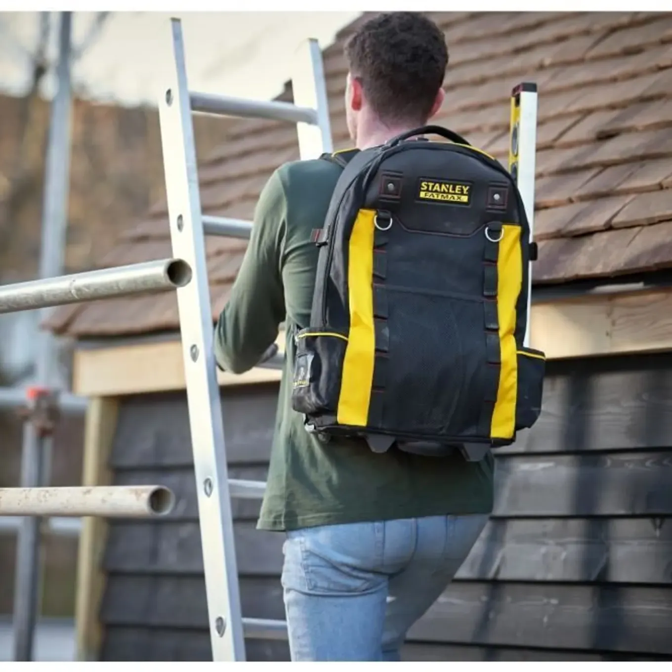 Stanley gereedschapsrugzak met wielen- Fatmax - 1-79-215