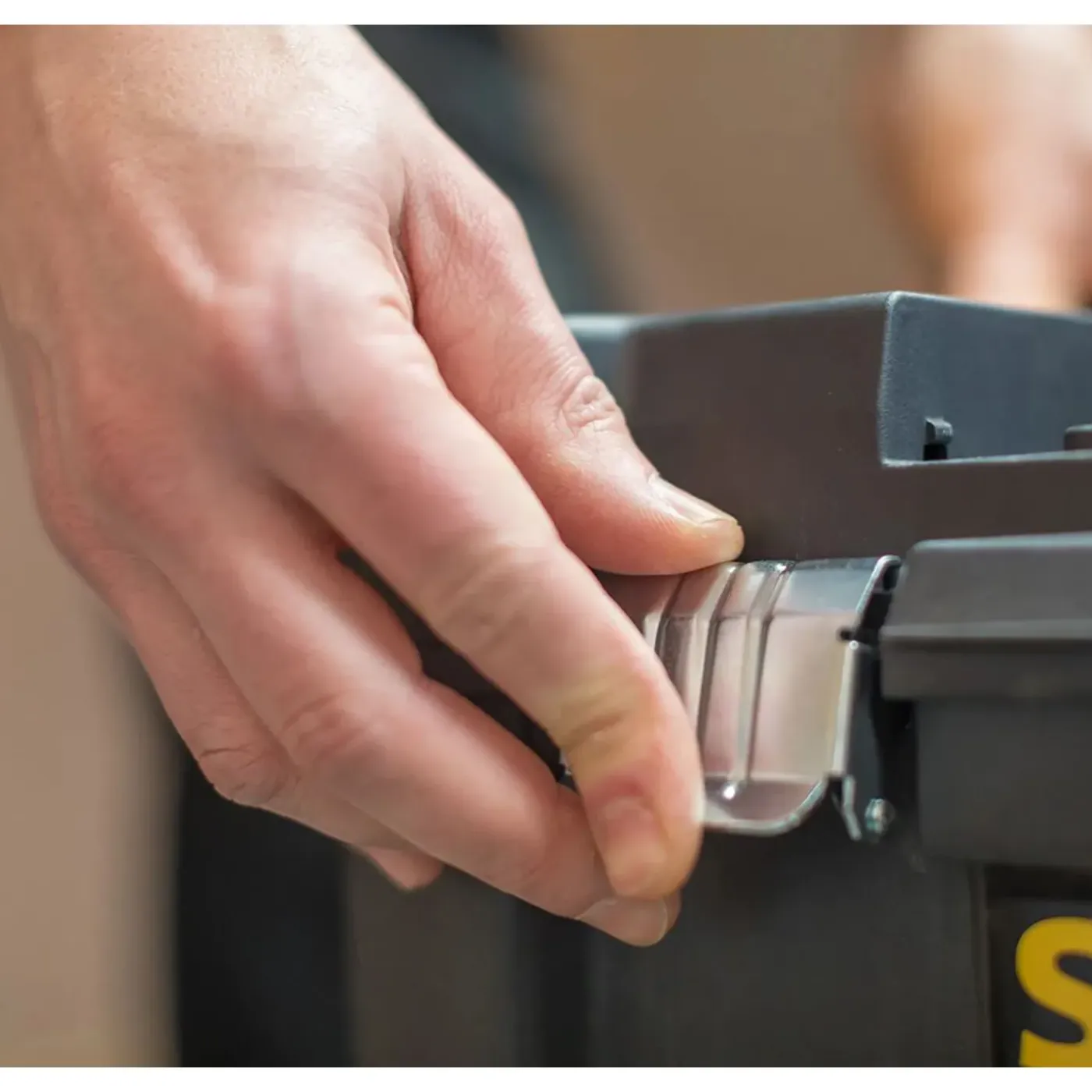 Stanley Gereedschapswagen Essential - 47,5 X 28,5 X 62,6cm