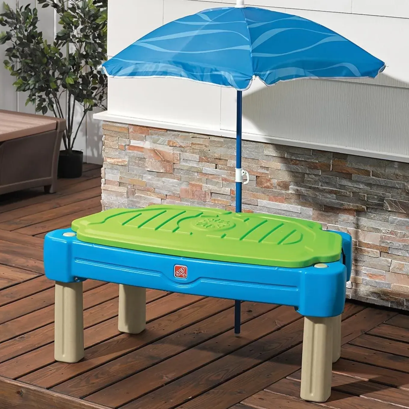 Step2 Cascading Cove Zand & Watertafel Met Parasol 107cm Blauw