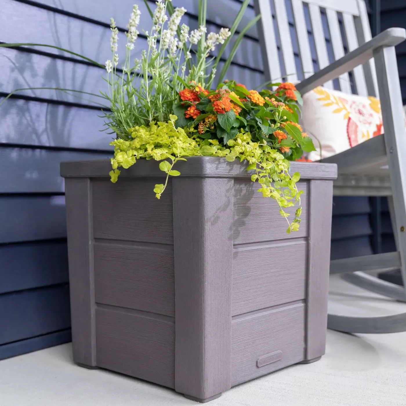 Step2 Lakewood Bloempot 40cm Kunststof Bruin