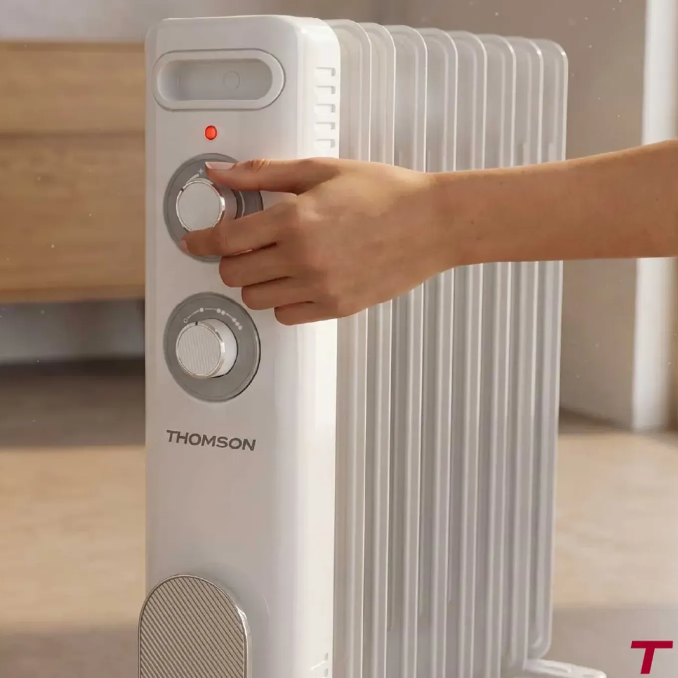 Thomson - Oliekachel - 2000 W - Wit - Calista