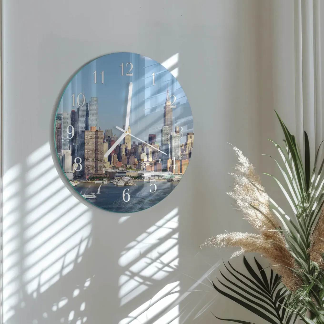 Tulup - Decoratieve Glazen Klok - Ronde - Horizon - Veelkleurig - 30 - Witte Handen