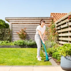 VONROC Grasmaaier 1300w 32cm Maaibreedte - Grastrimmer 300w – Ø230mm Maaidiameter - Complete Set!