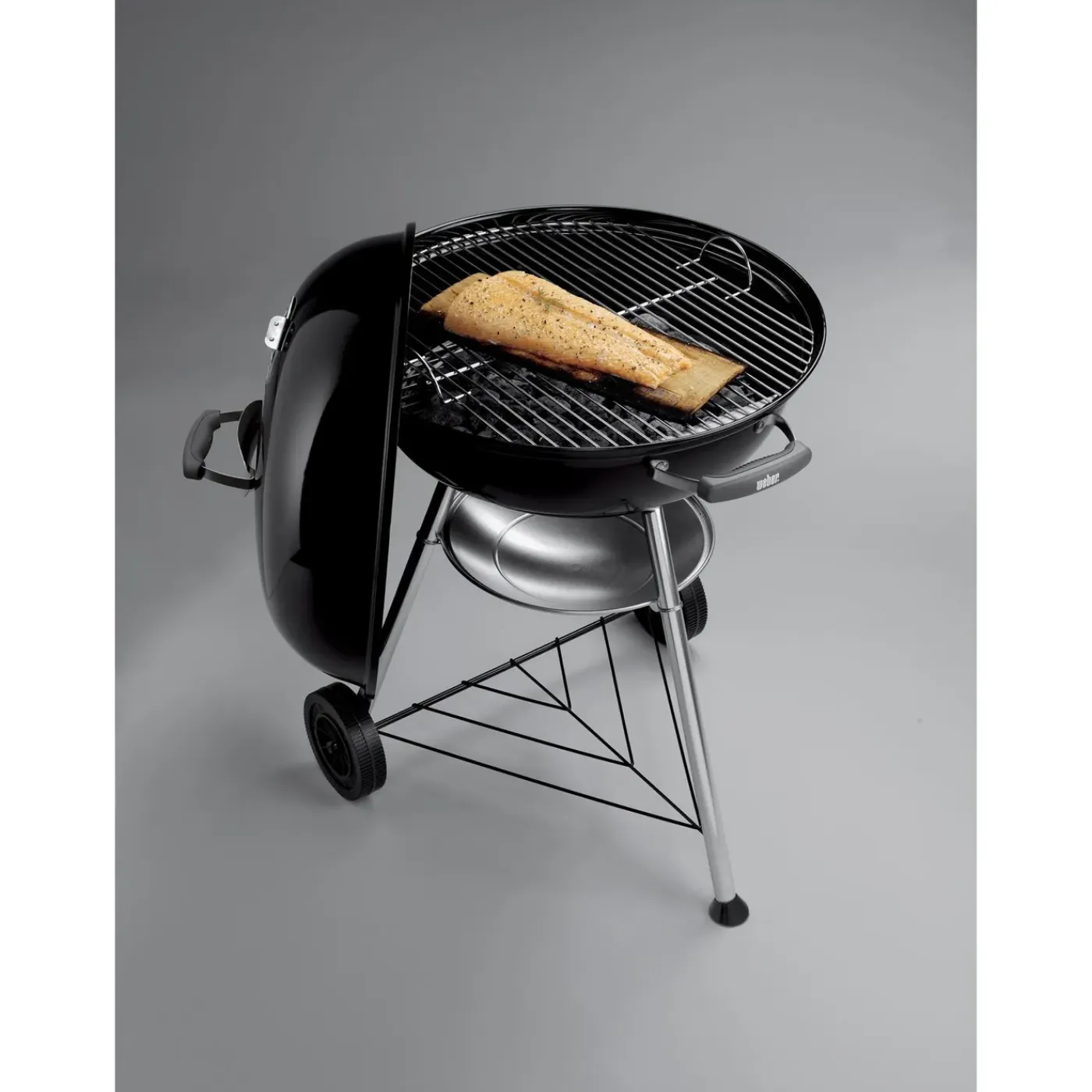 Weber - Houtskoolbarbecue - Compact, Praktisch Voor Kleine Ruimtes - Ø: 57 Cm